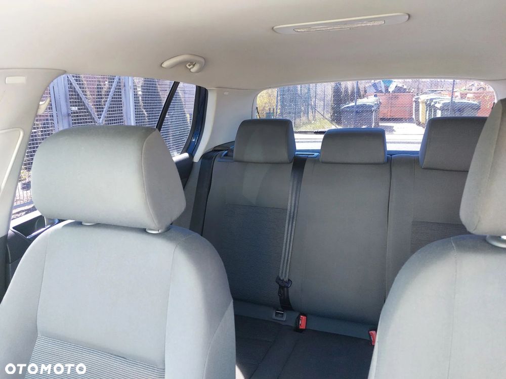 Volkswagen Golf - 16