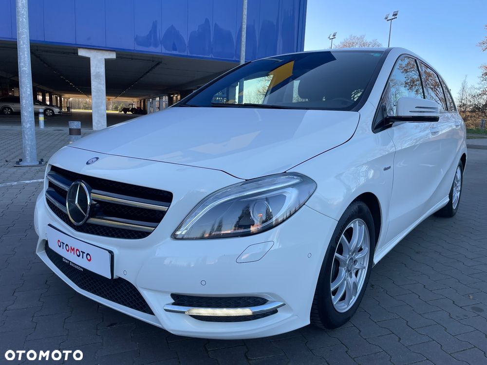 Mercedes-Benz Klasa B 180 CDI (BlueEFFICIENCY) - 2
