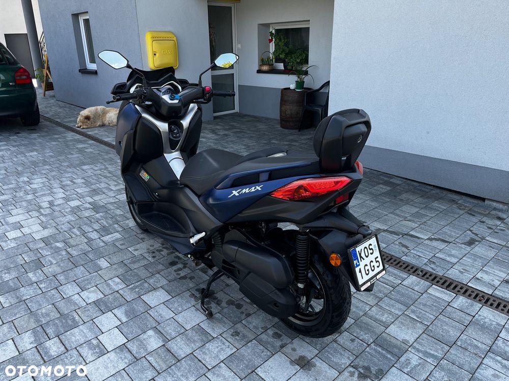 Yamaha X-max - 3