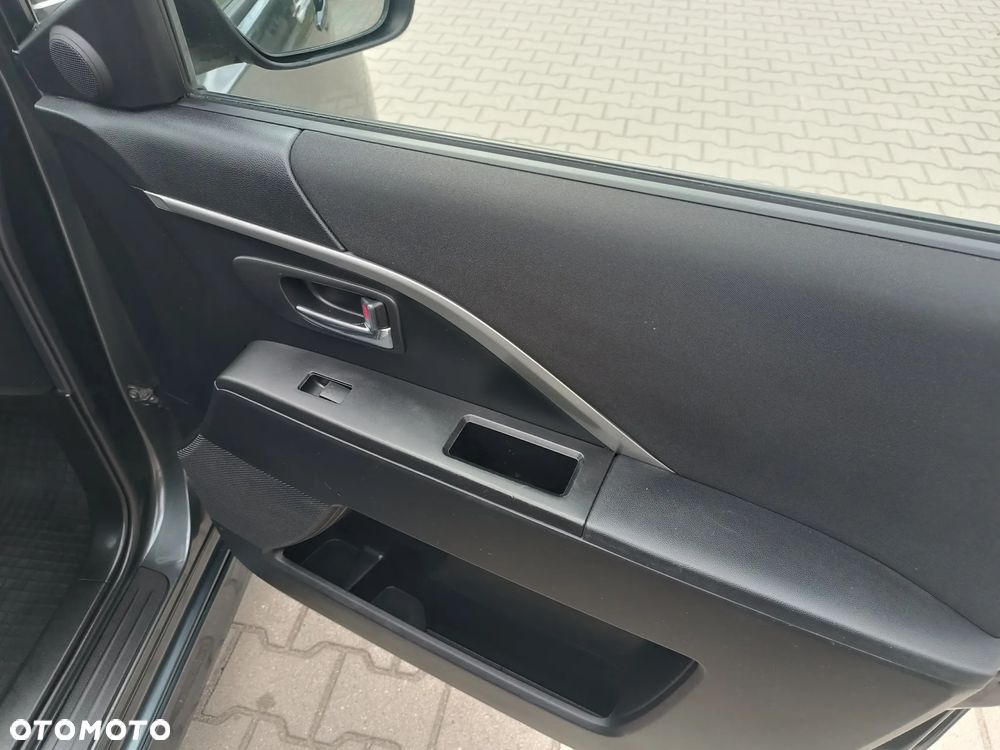 Mazda 5 2.0 MZR-DISI i-stop Business-Line - 16