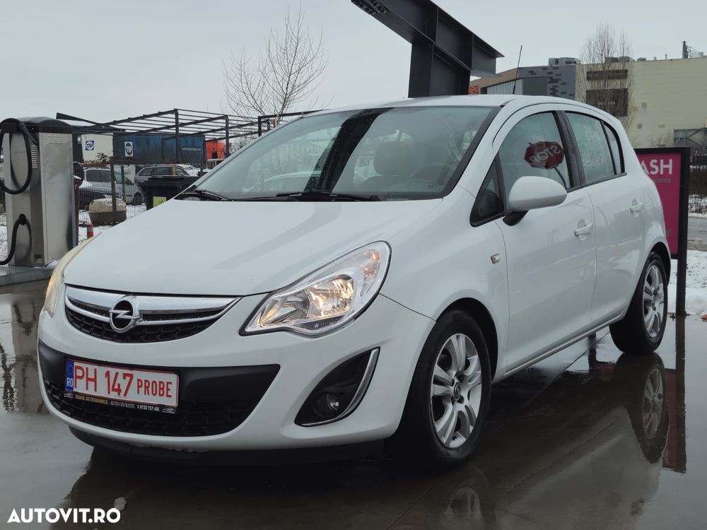 Opel Corsa 1.3 CDTI DPF Cosmo - 1