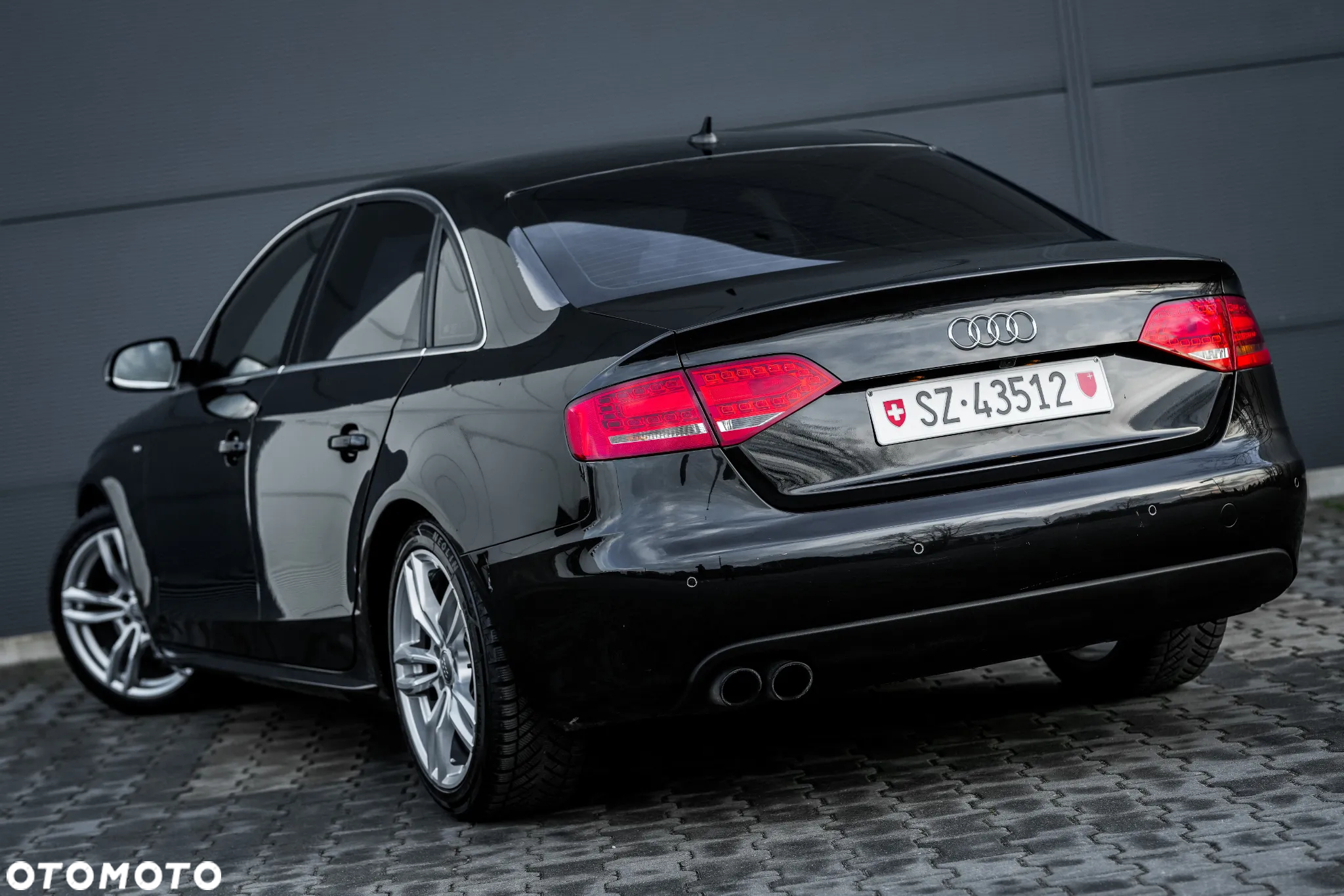 Audi A4 2.0 TFSI Quattro Line S tronic - 14