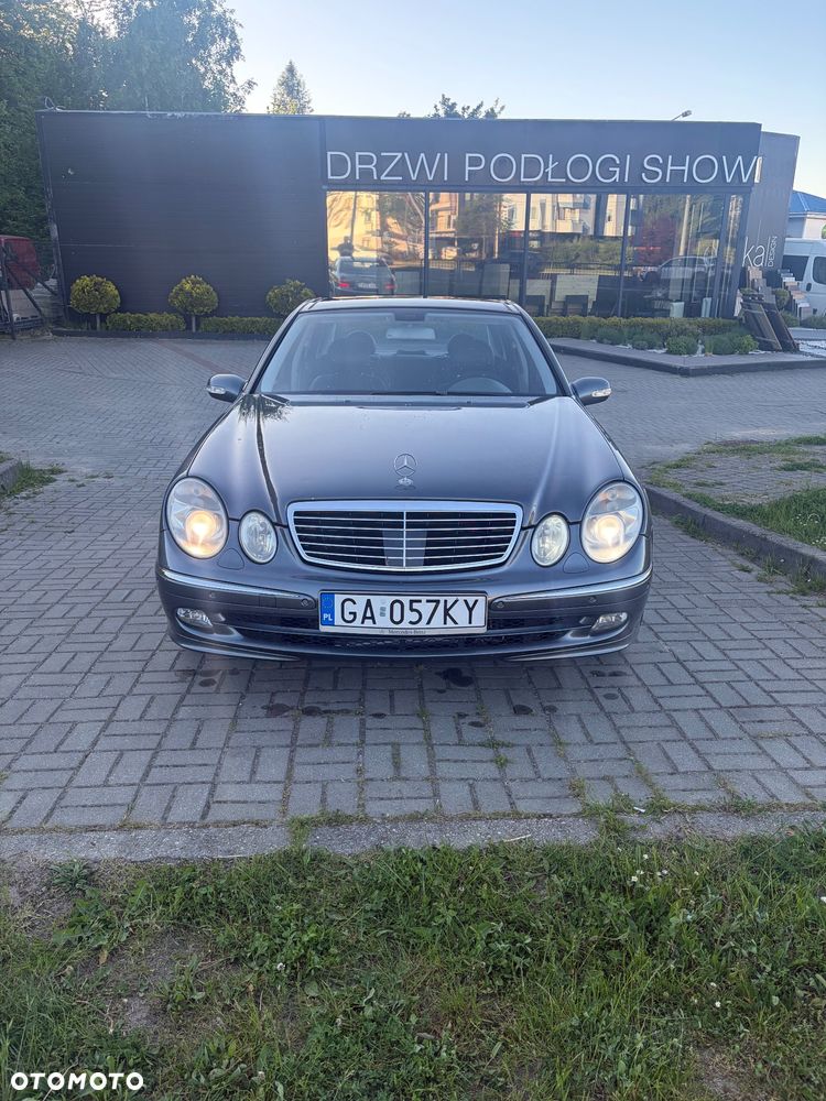 Mercedes-Benz Klasa E 500 Avantgarde - 18