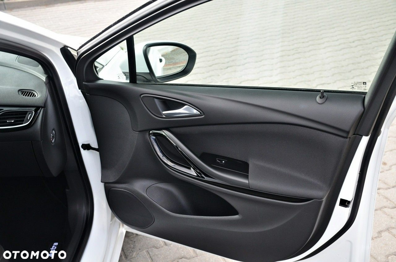 Opel Astra - 23