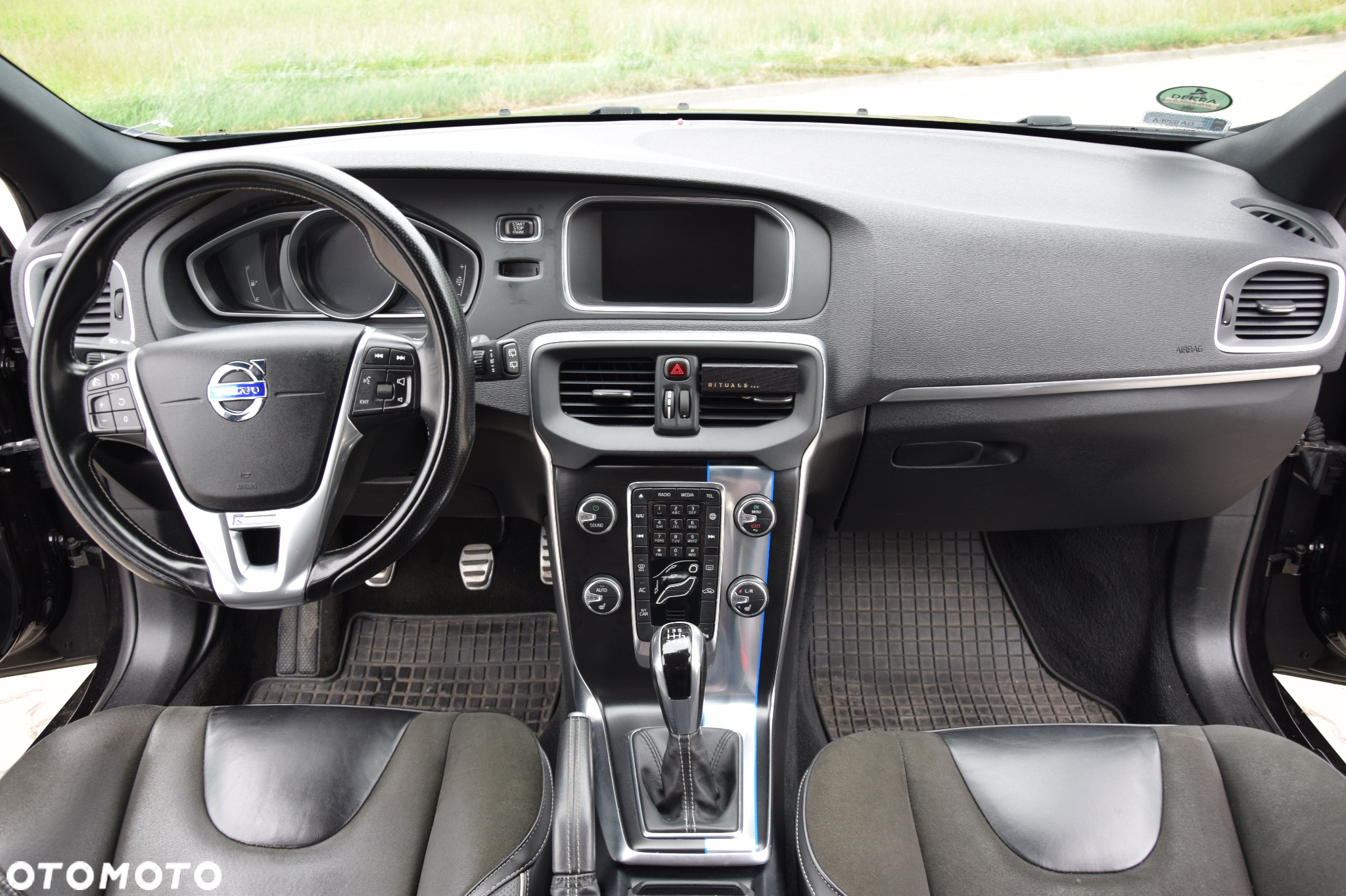 Volvo V40 D3 Drive-E R-Design Kinetic - 20