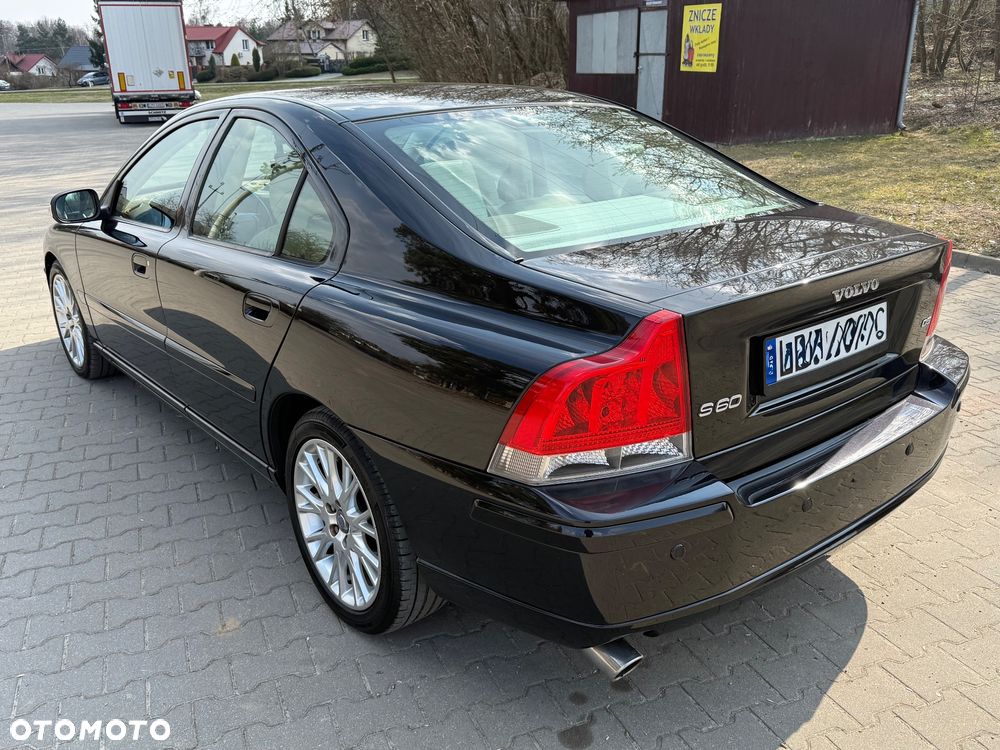 Volvo S60 D5 Summum - 9