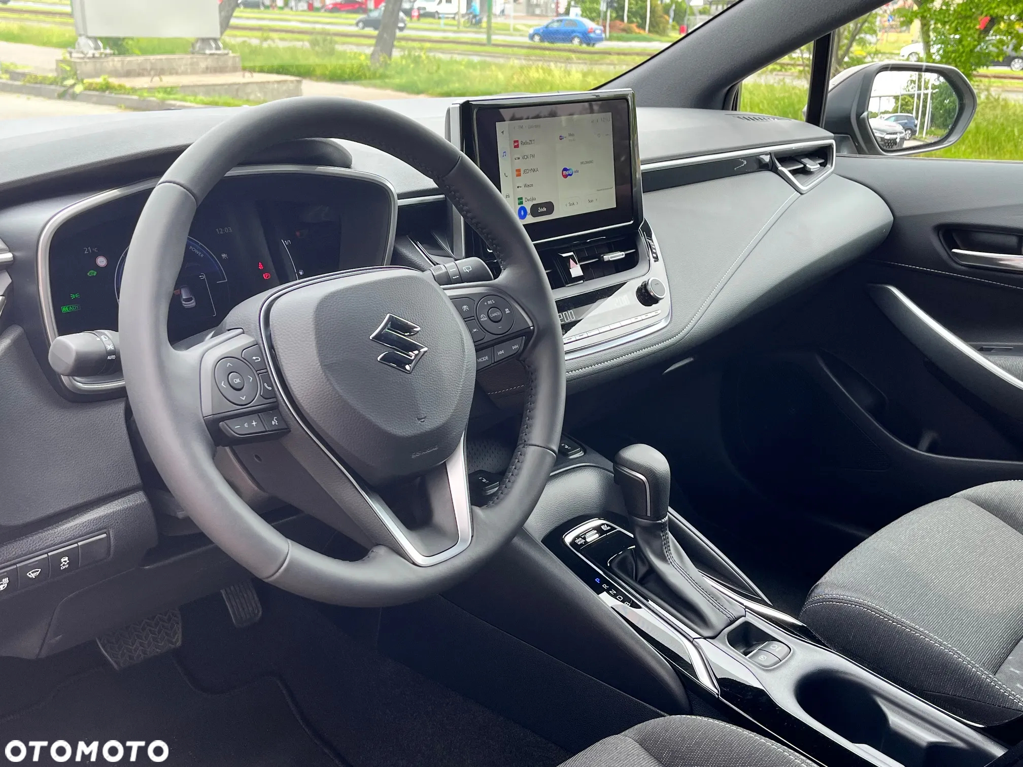 Suzuki Swace 1.8 Hybrid Premium Plus CVT - 13