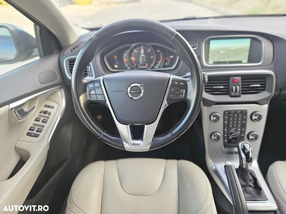 Volvo V40 - 4
