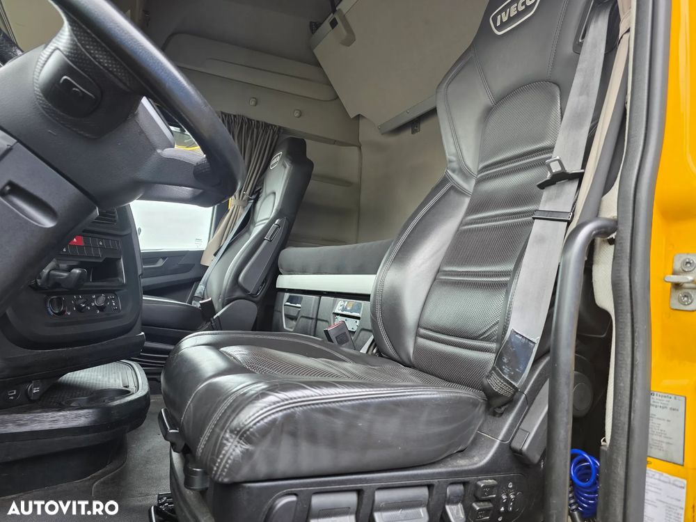 Iveco Stralis Hi-Way - 8