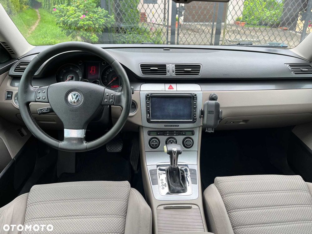 Volkswagen Passat - 5