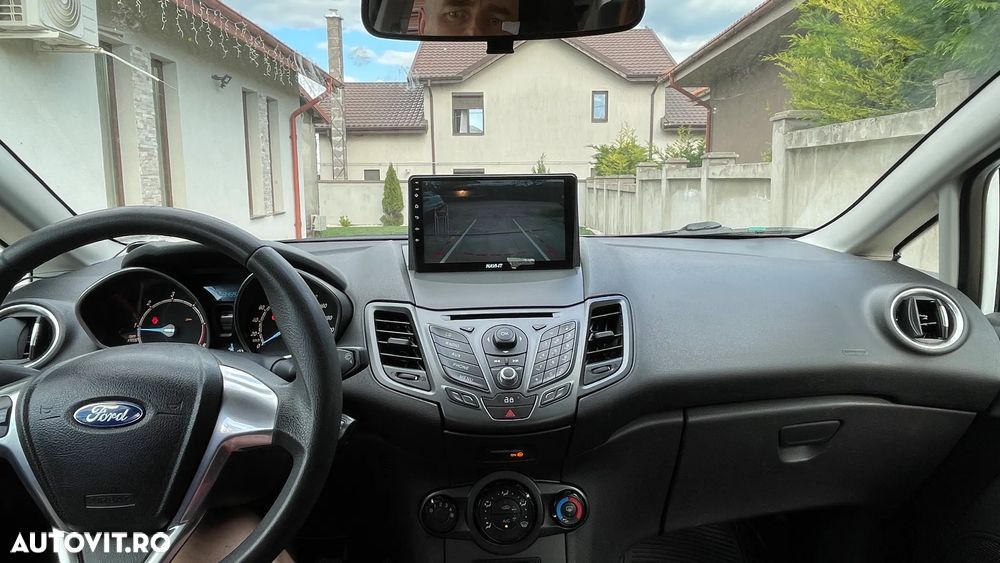 Ford Fiesta 1.5 TDCi DPF Trend - 12