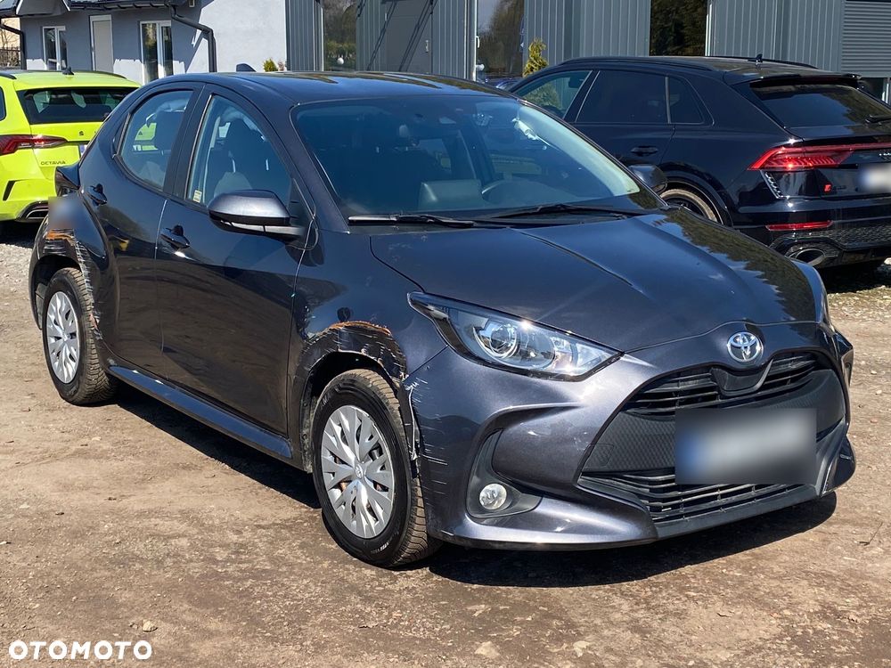 Toyota Yaris 1.5 Active - 10