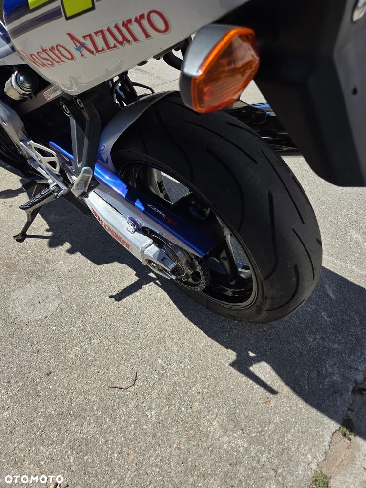 Honda CBR - 11