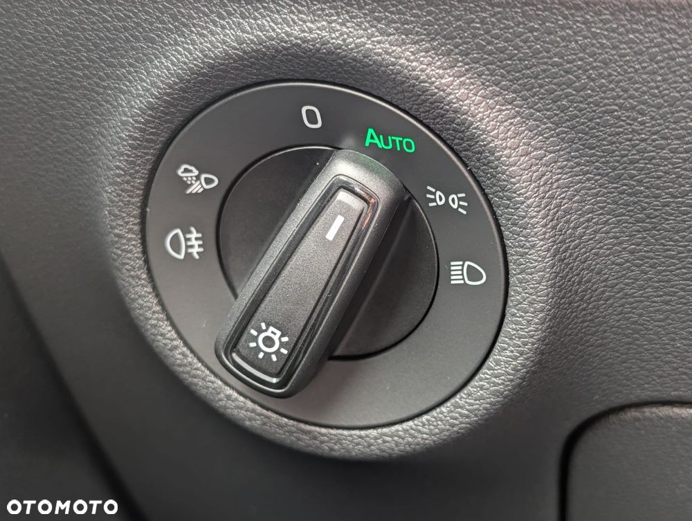 Skoda Karoq 1.5 TSI ACT Sportline DSG - 19
