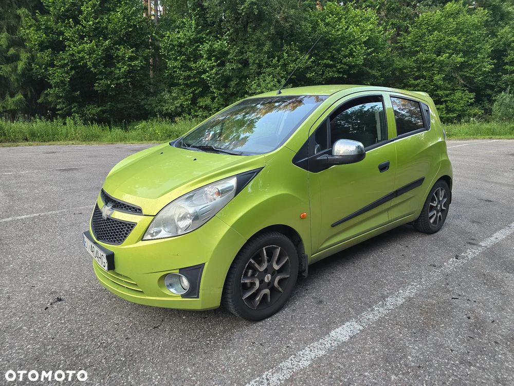Chevrolet Spark 1.0 Base - 1