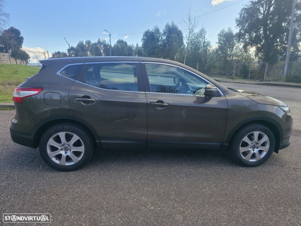 Nissan Qashqai 1.2 DIG-T TEKNA - 18