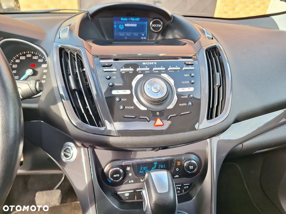 Ford Kuga - 17