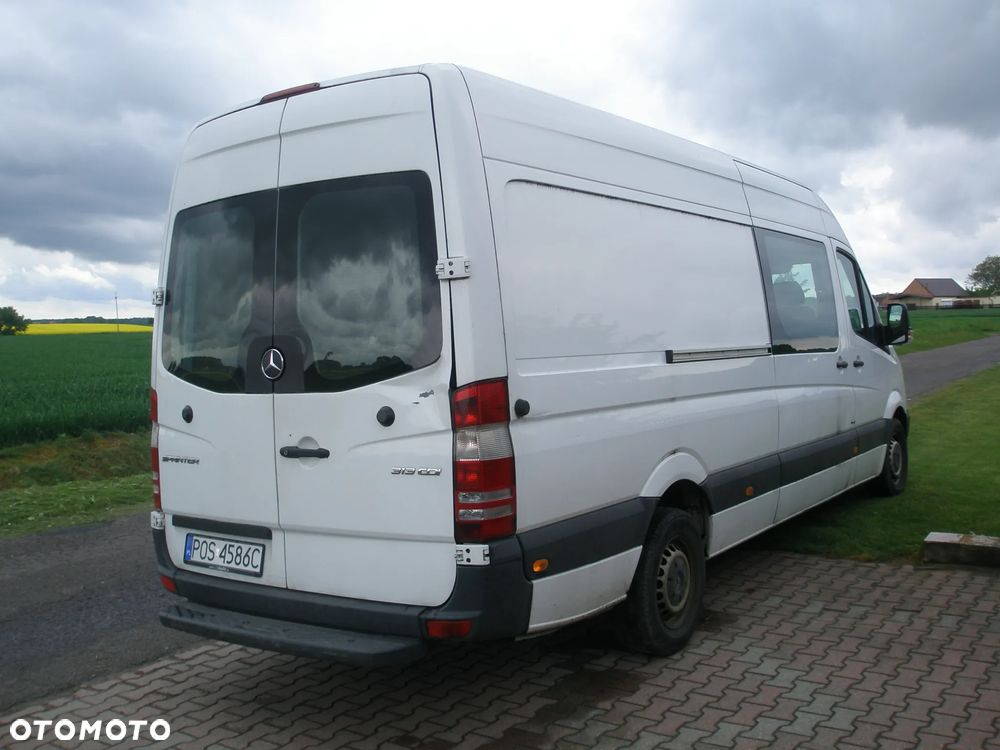Mercedes-Benz Sprinter - 20