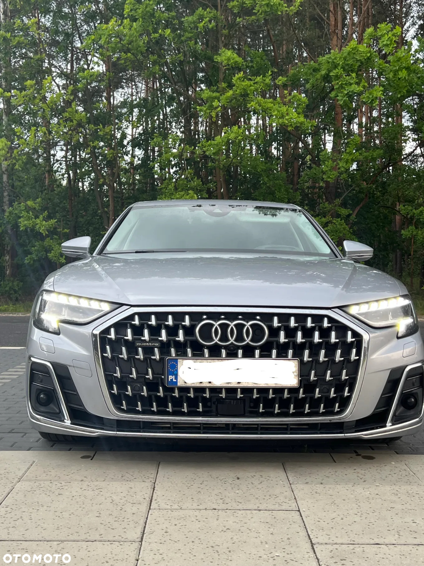 Audi A8 - 4
