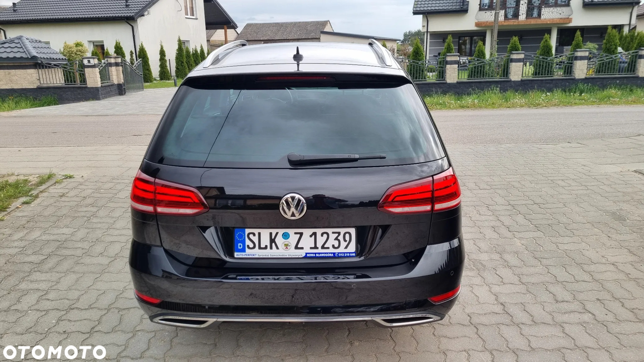 Volkswagen Golf 2.0 TDI (BlueMotion Technology) DSG Highline - 21