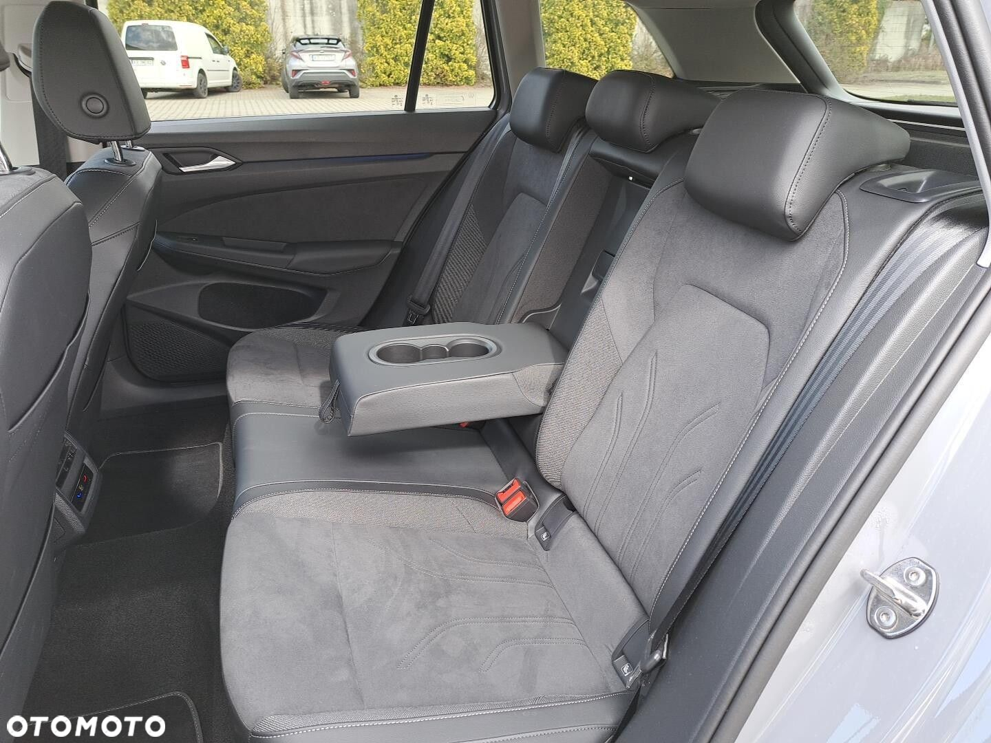 Volkswagen Golf - 16