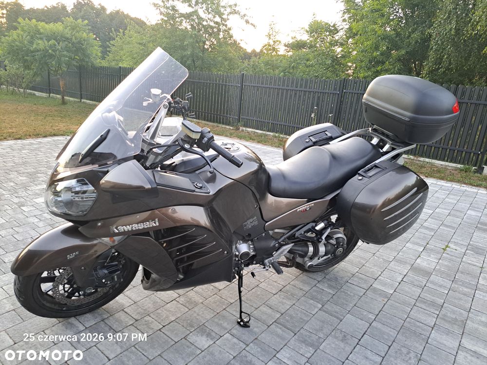 Kawasaki GTR - 1