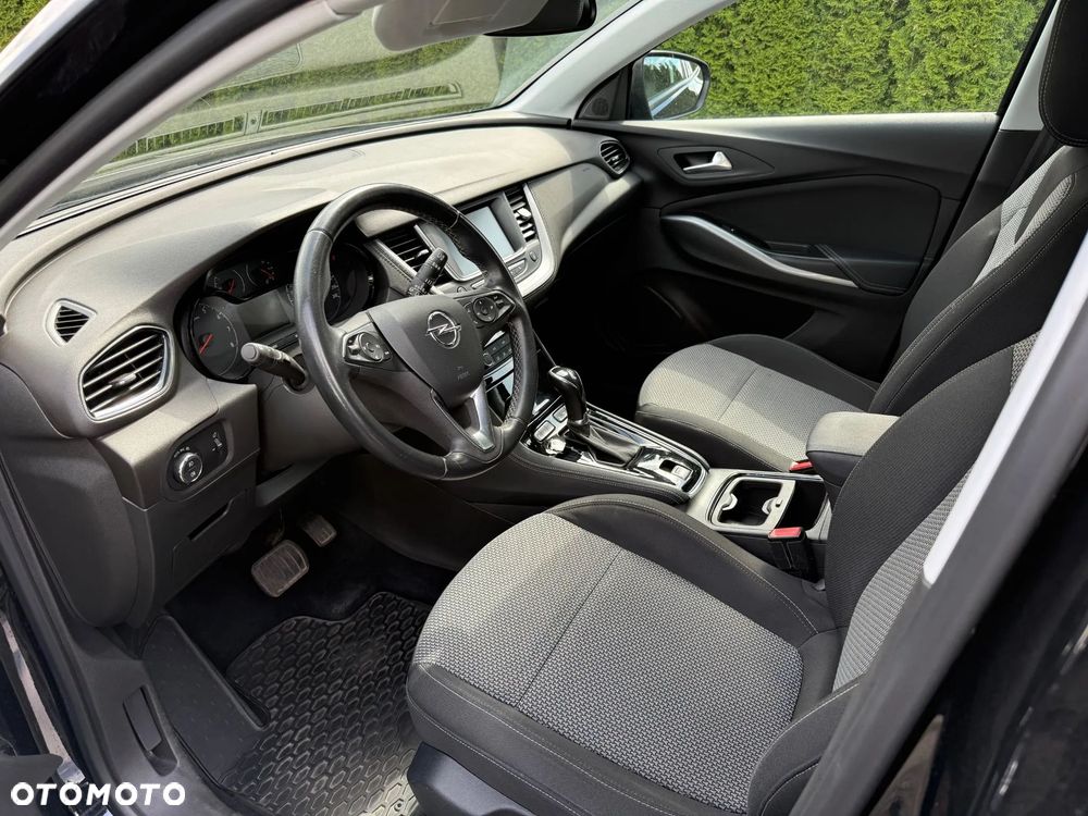 Opel Grandland X 1.2 T GPF Design Line S&S - 11