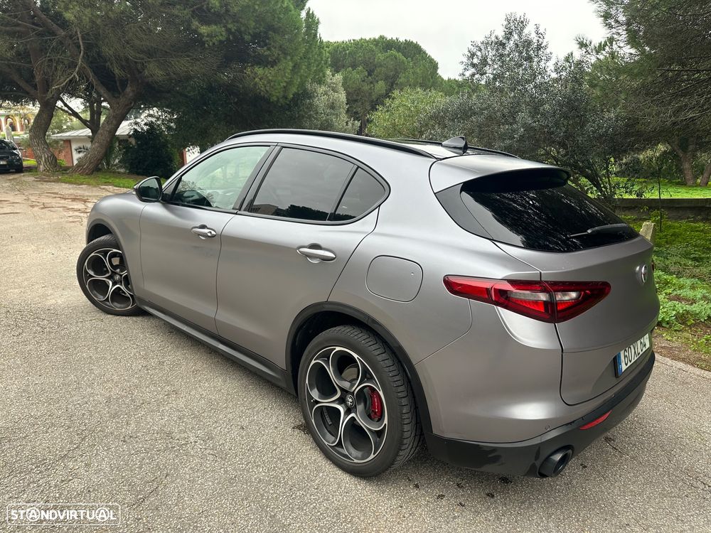 Alfa Romeo Stelvio - 7