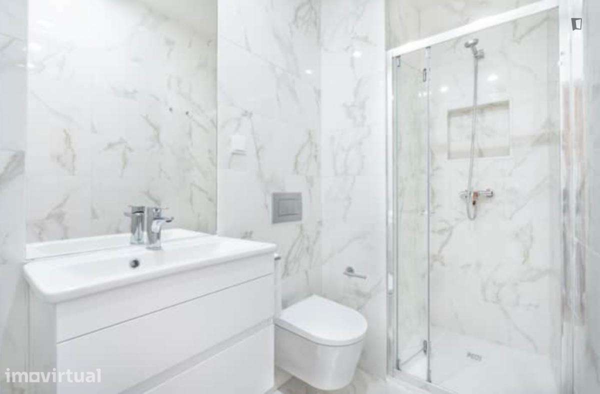 Apartamento com 1 quartos - localizado em Lordelo do Ouro Porto - Grande imagem: 5/14