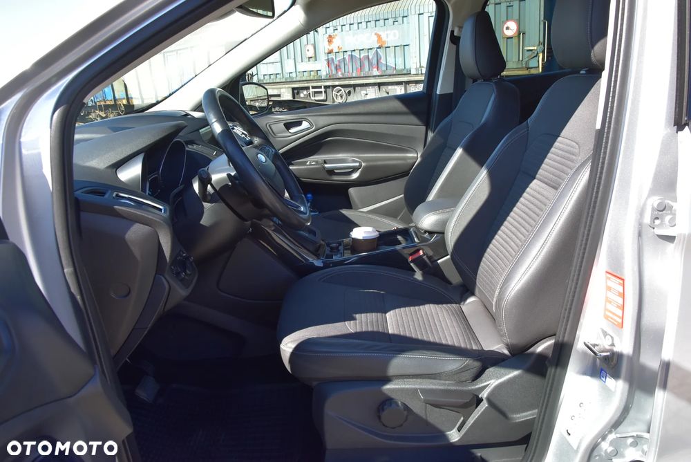 Ford Kuga 1.5 EcoBoost 4x4 Titanium - 11