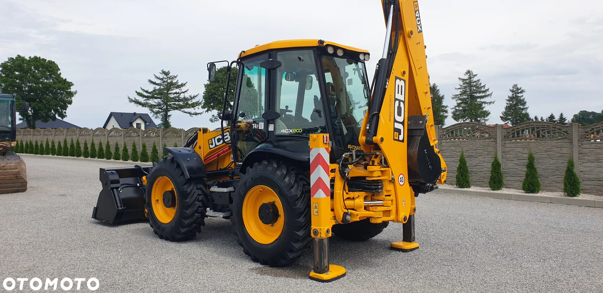 JCB 4CX rok 2018 full opcja sprowadzona 3850mtg. SUPER STAN! - 4