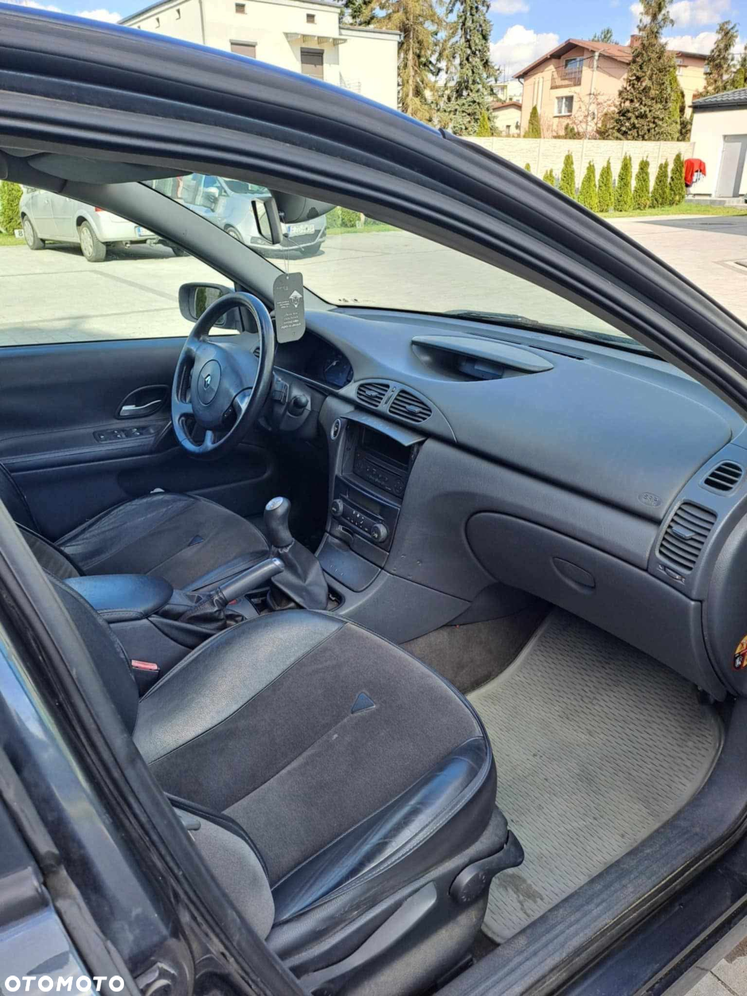 Renault Laguna - 15