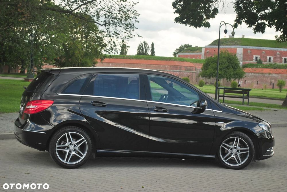 Mercedes-Benz Klasa B 180 (BlueEFFICIENCY) 7G-DCT - 10