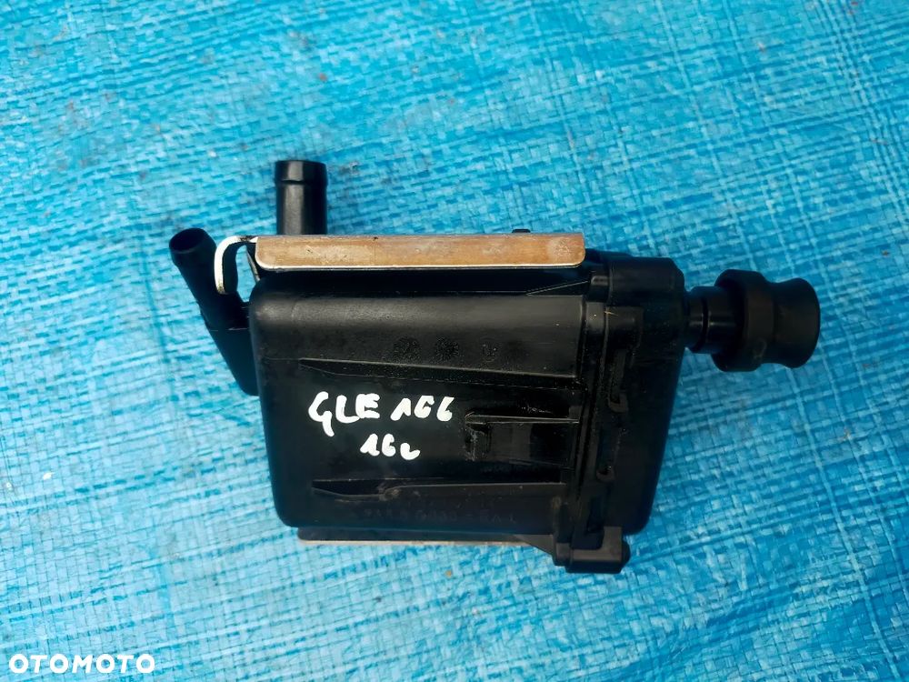 Mercedes W166 GLE Zbiorniczek Płynu Wspomagania A1663200114