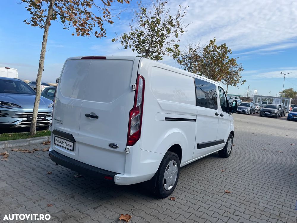 Ford TRANSIT CUSTOM 6 LOCURI - 6