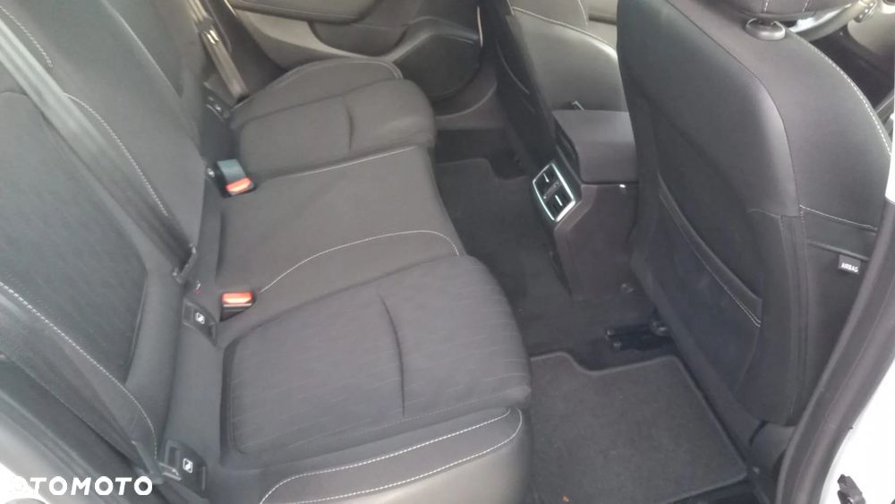 Renault Megane ENERGY TCe 140 EDC LIMITED - 18