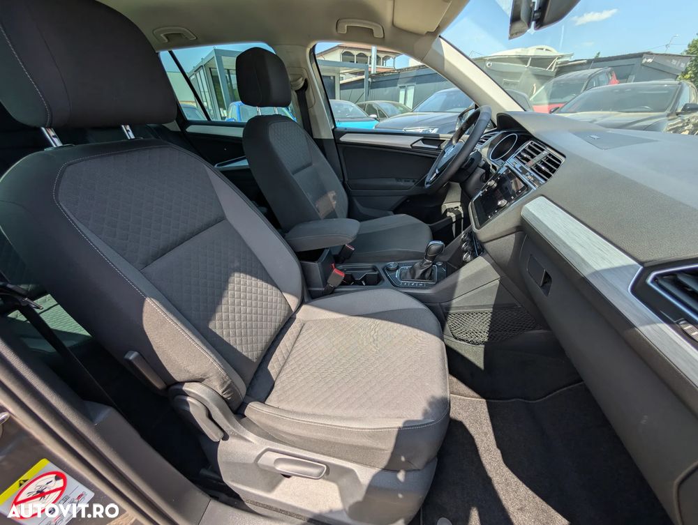 Volkswagen Tiguan 2.0 TDI 4Mot DSG Comfortline - 23