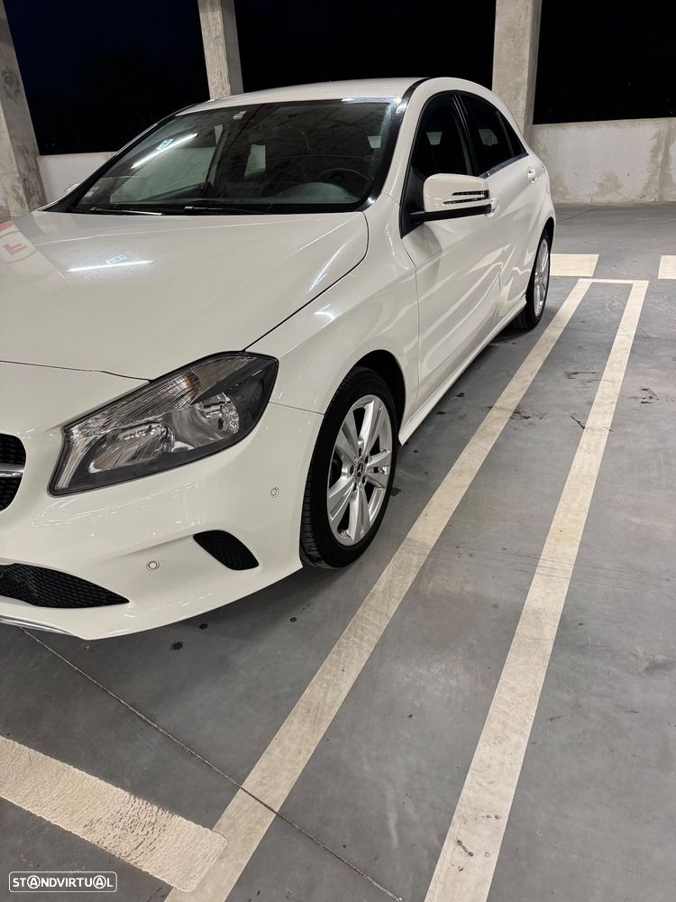 Mercedes-Benz A 180 d Fleet Pack Urban - 6