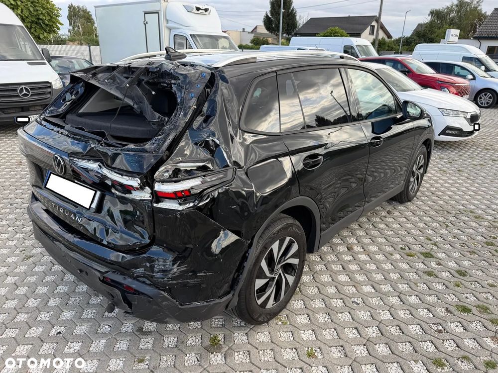 Volkswagen Tiguan 2.0 TDI SCR Elegance DSG - 9