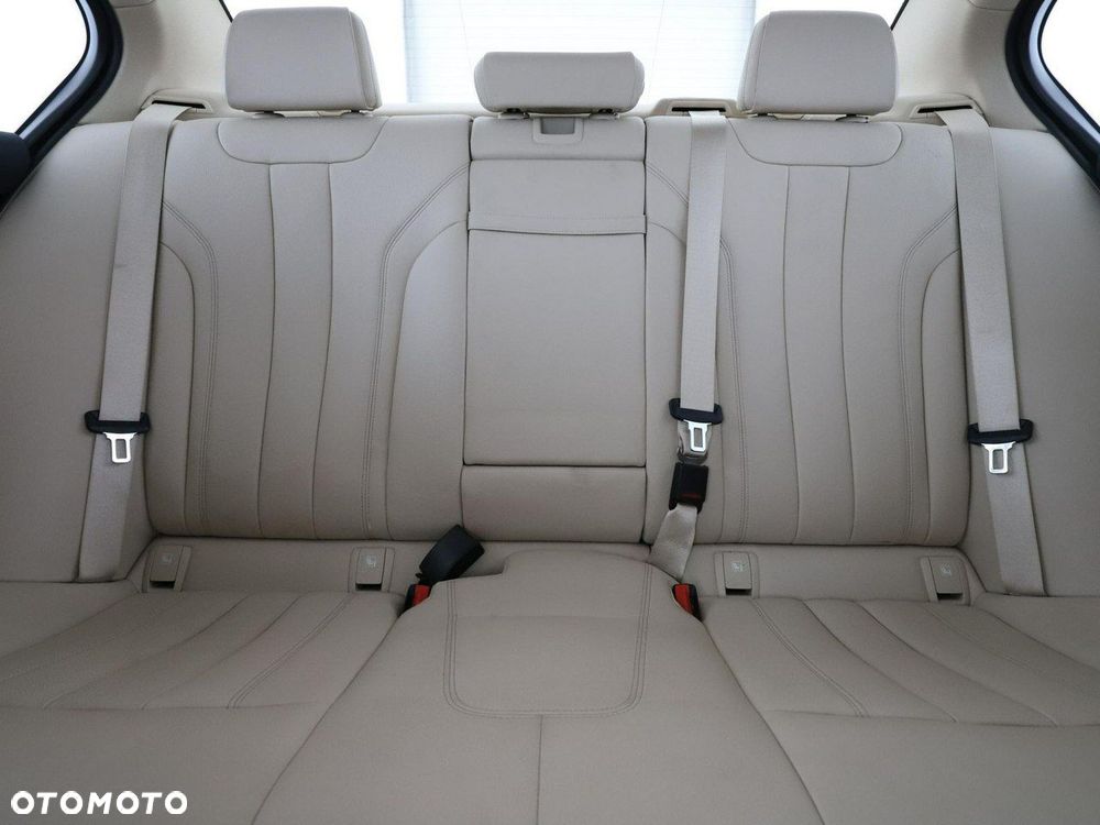 BMW Seria 5 520d xDrive - 19