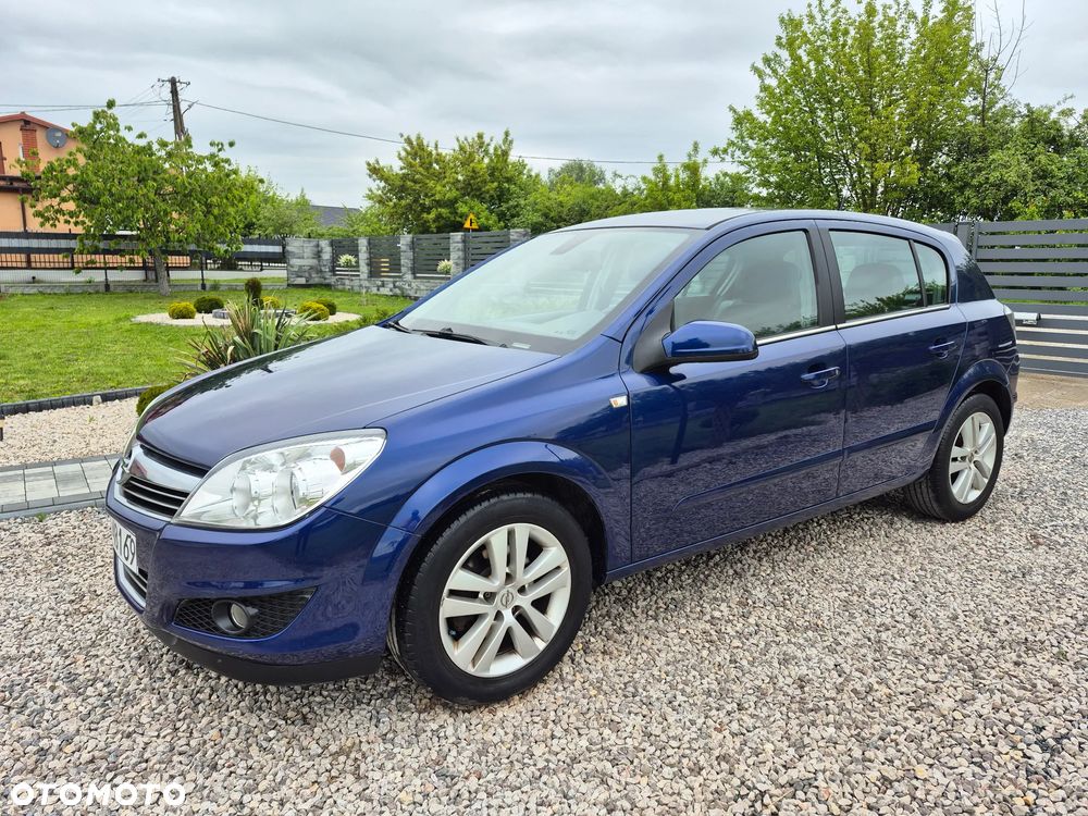 Opel Astra - 2