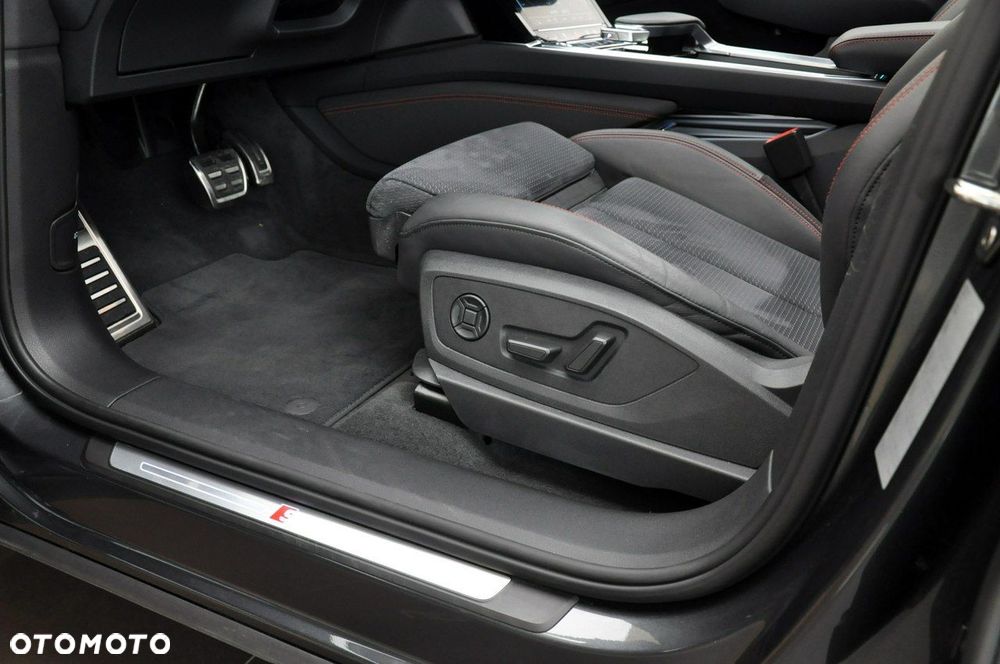 Audi Q8 - 19