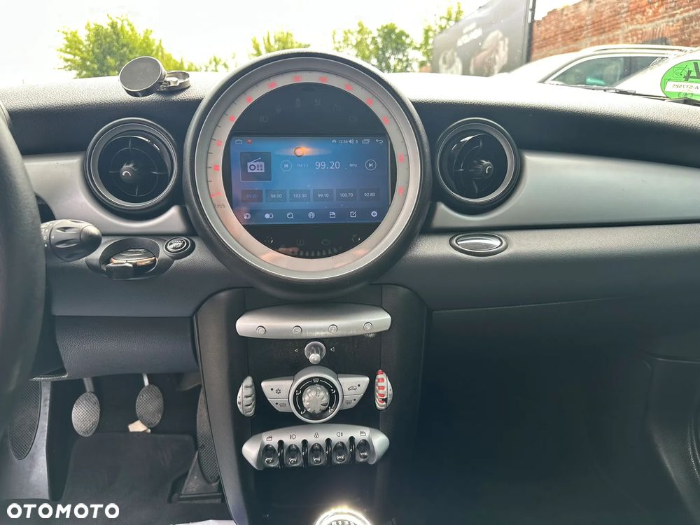 MINI ONE Standard - 18
