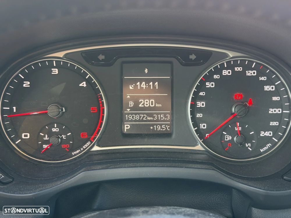 Audi A1 Sportback 1.6 TDI Advance Business Line S-Tronic - 12