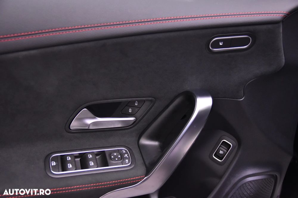 Mercedes-Benz CLA 200 MHEV Coupe - 15