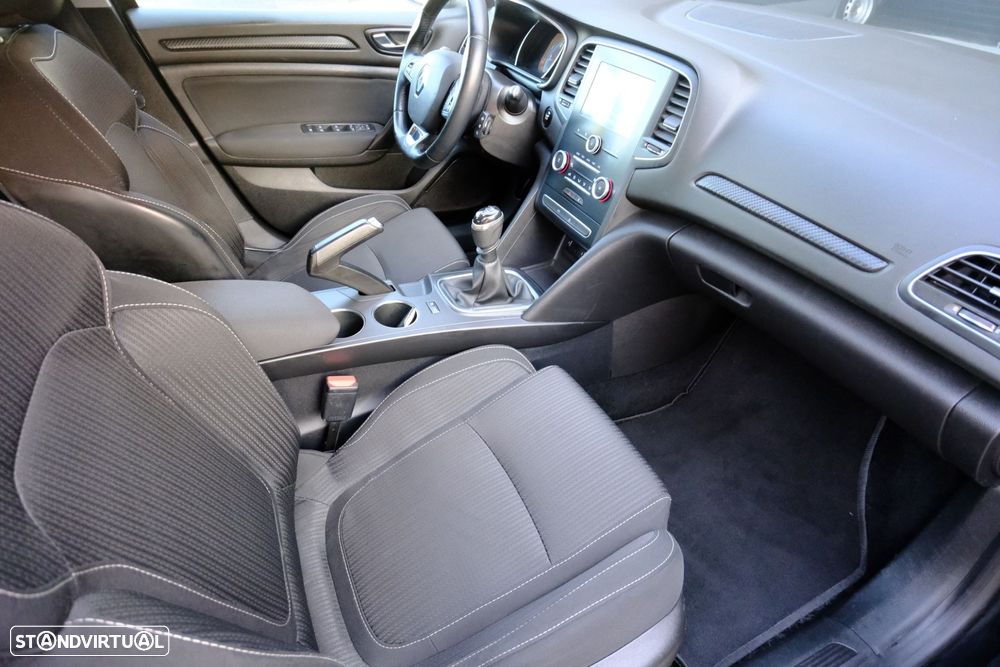 Renault Mégane 1.5 dCi Zen - 12