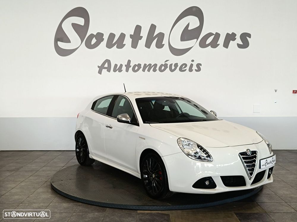 Alfa Romeo Giulietta 1.6 JTDM Distinctive - 1