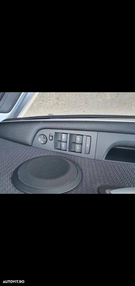 BMW Seria 3 - 12