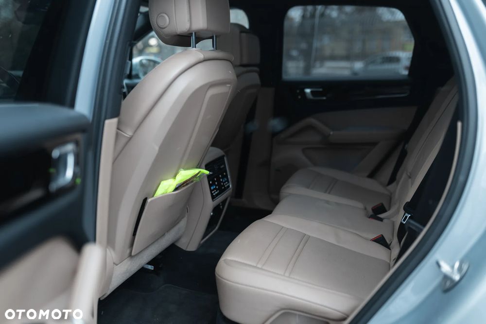 Porsche Cayenne E-Hybrid Tiptronic S - 12