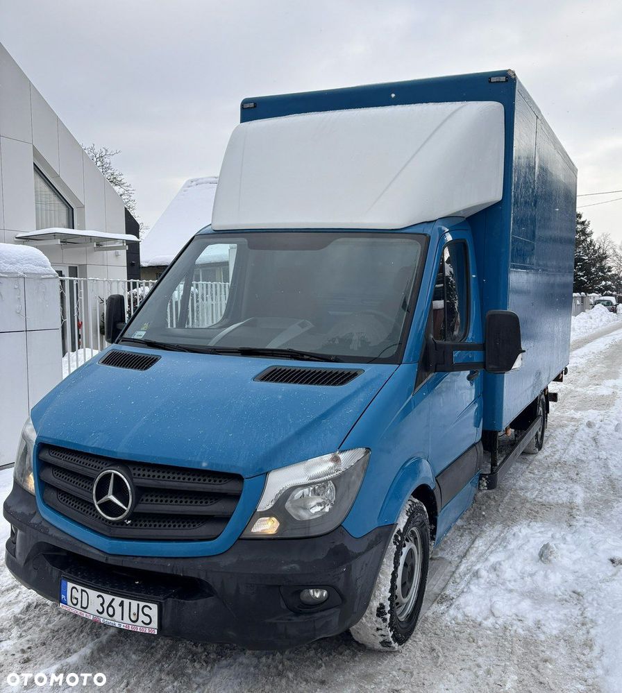 Mercedes-Benz Sprinter - 1